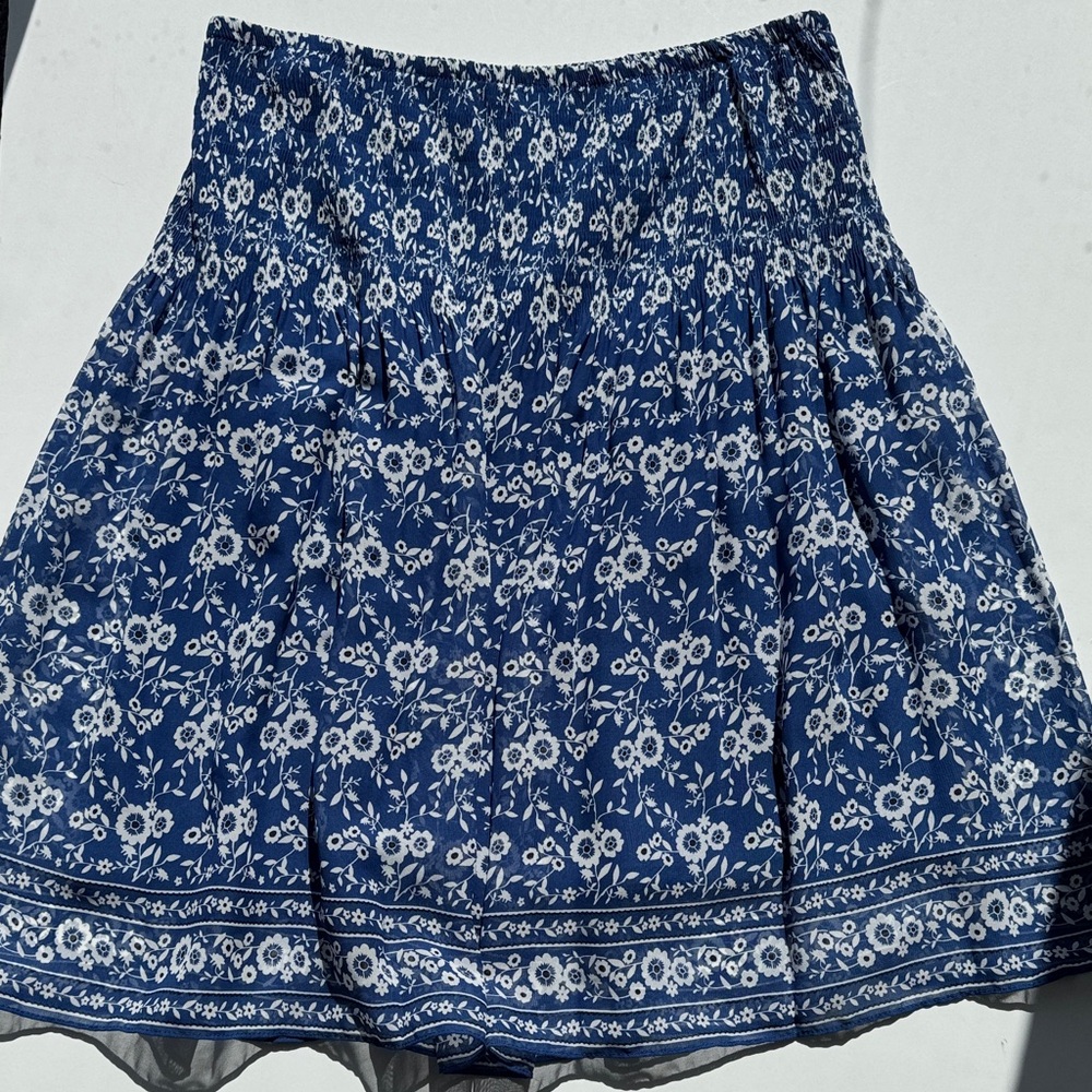 Max Studio Navy Blue Floral Smocked Mini Skirt